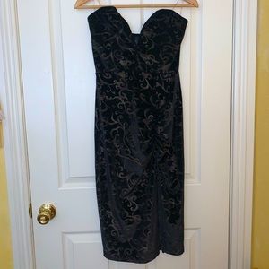 Strapless Midi Velvet Dress